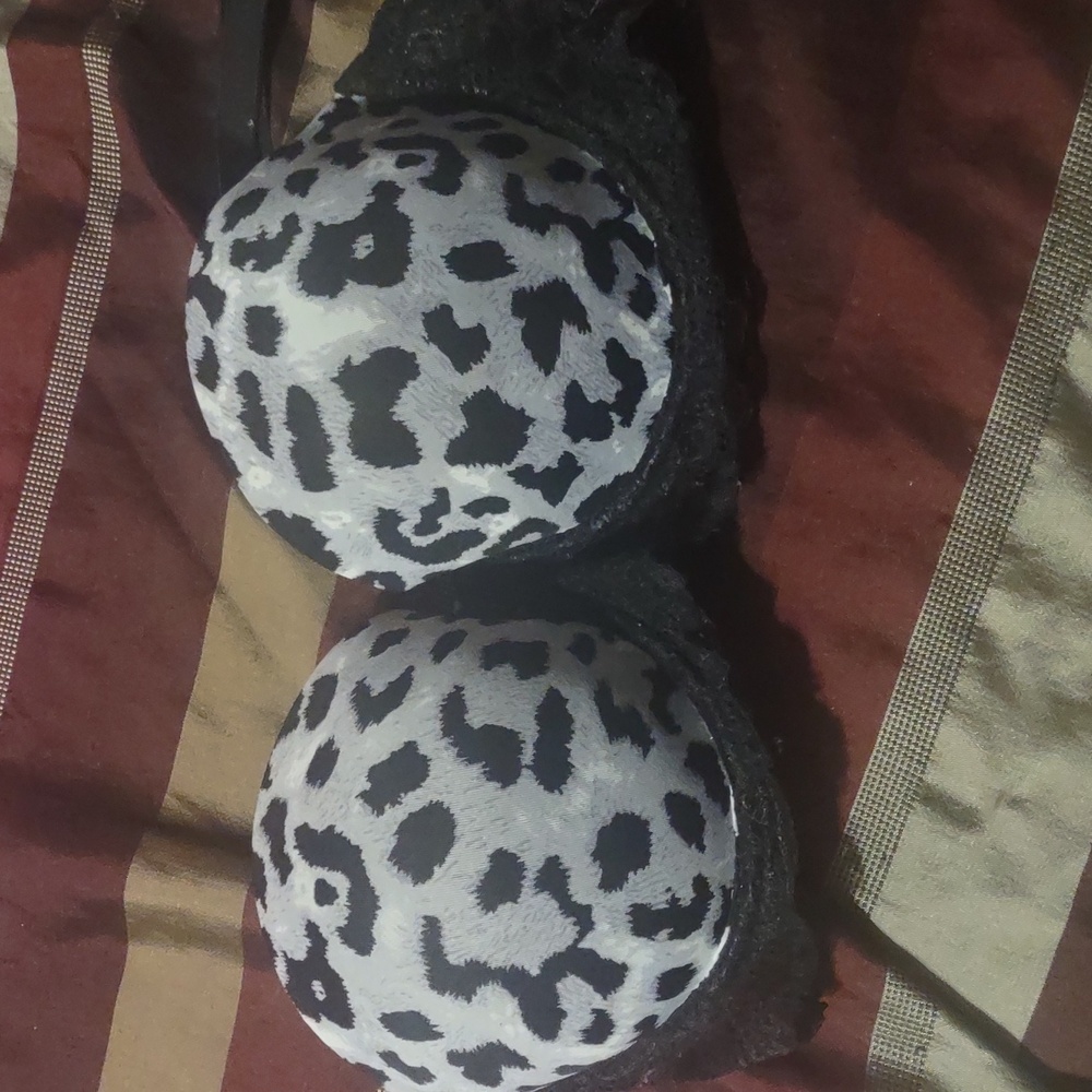 3 bras - Picture 3 of 4